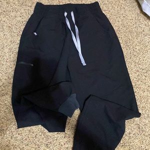 Black FIGS OG jogger pants